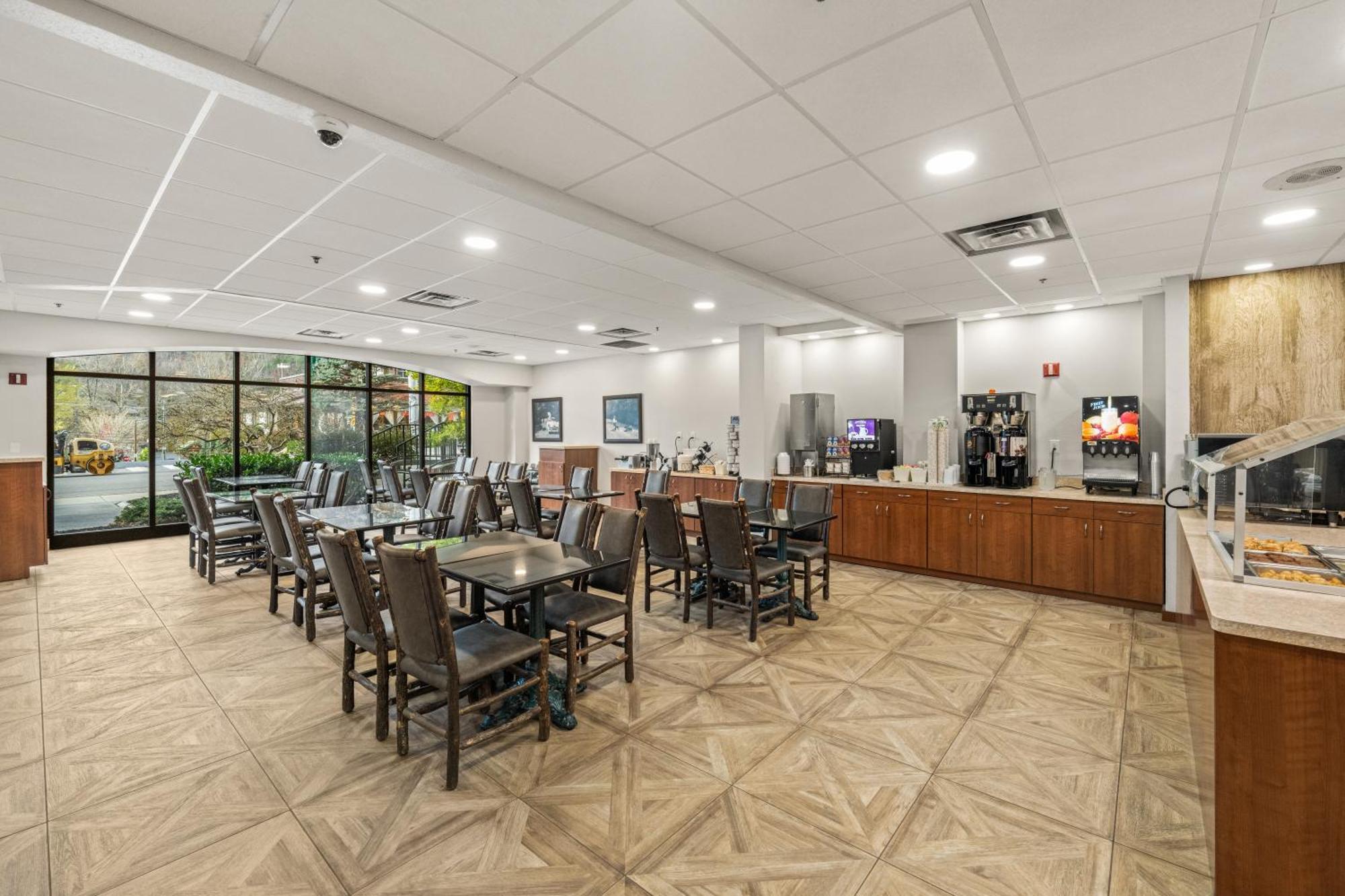 Black Bear Inn & Suites Gatlinburg Εξωτερικό φωτογραφία